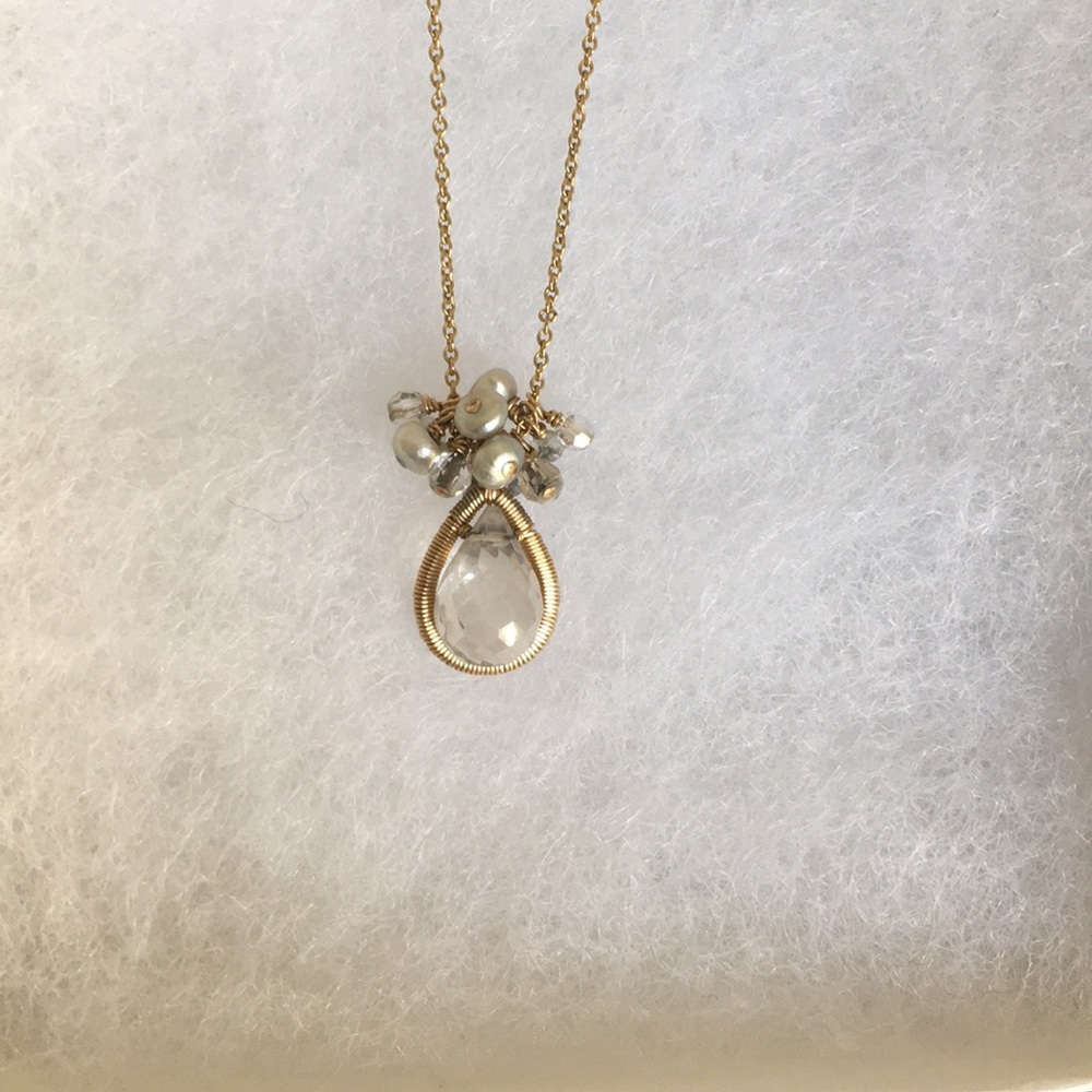 Teardrop crystal necklace
